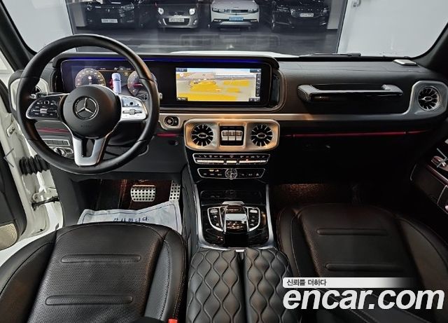 Mercedes-Benz G-Class 2023 — photo 7