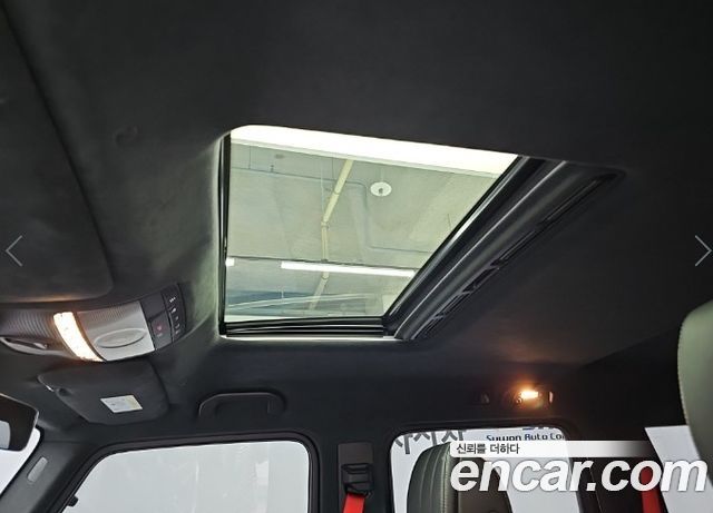 Mercedes-Benz G-Class 2023 — photo 16