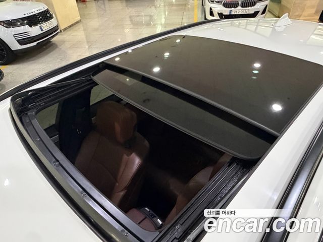BMW 5-Series 2012 — photo 6