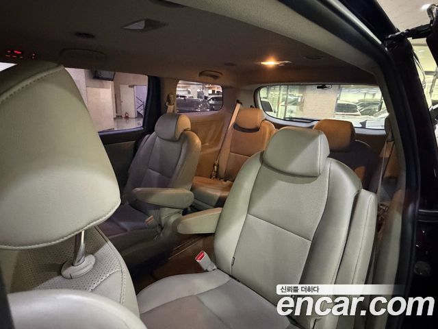 Kia Canival 2019 — photo 8