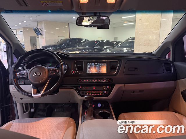 Kia Canival 2019 — photo 9