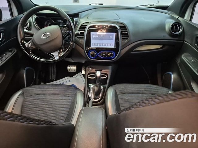 Renault Korea QM3 2017 — photo 7