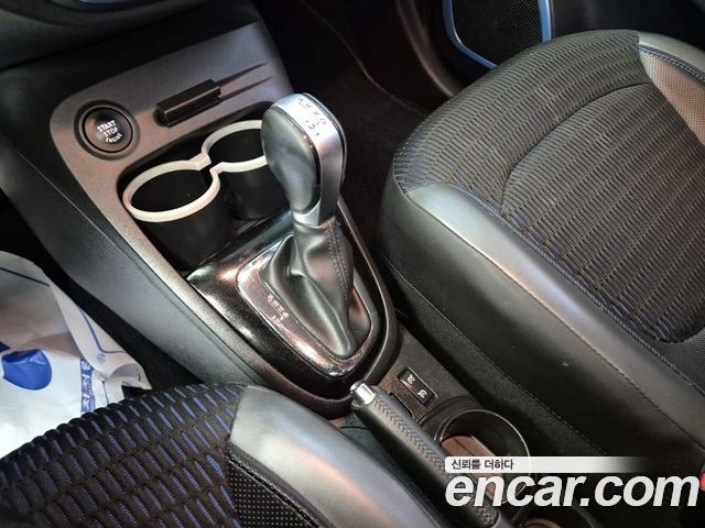 Renault Korea QM3 2017 — photo 8