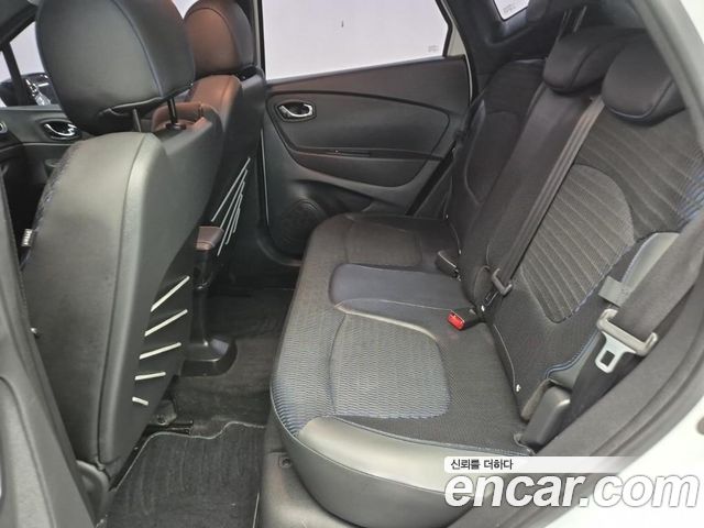 Renault Korea QM3 2017 — photo 12