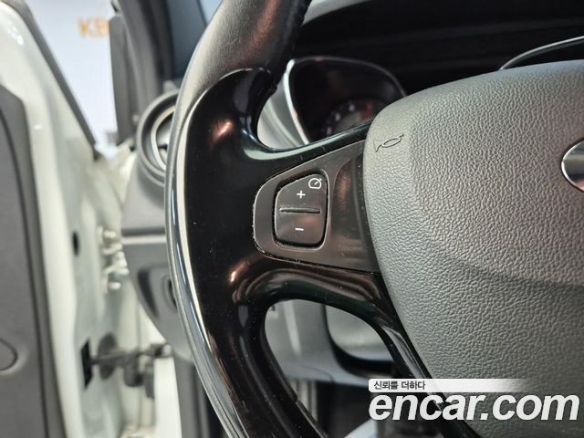 Renault Korea QM3 2017 — photo 14