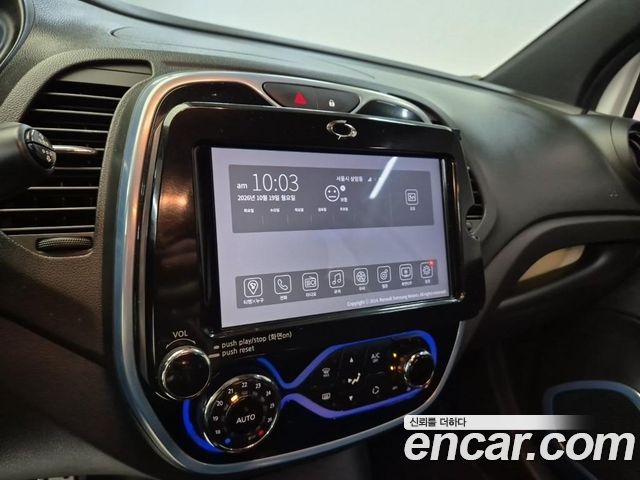 Renault Korea QM3 2017 — photo 15