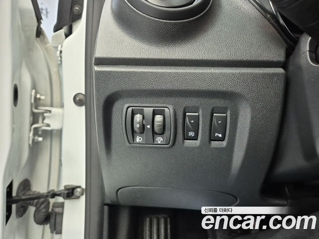 Renault Korea QM3 2017 — photo 16