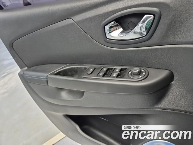 Renault Korea QM3 2017 — photo 17
