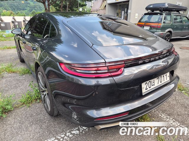 Porsche Panamera 2018 — photo 3