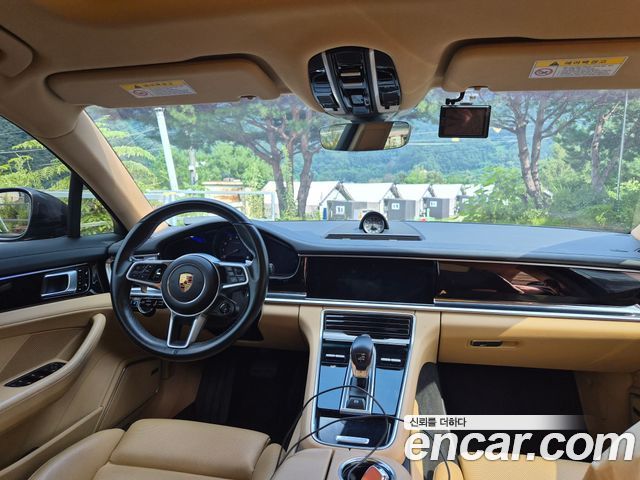 Porsche Panamera 2018 — photo 4