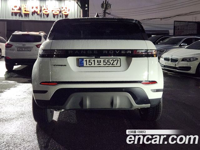 Land Rover Range Rover Evoque 2025 — photo 4