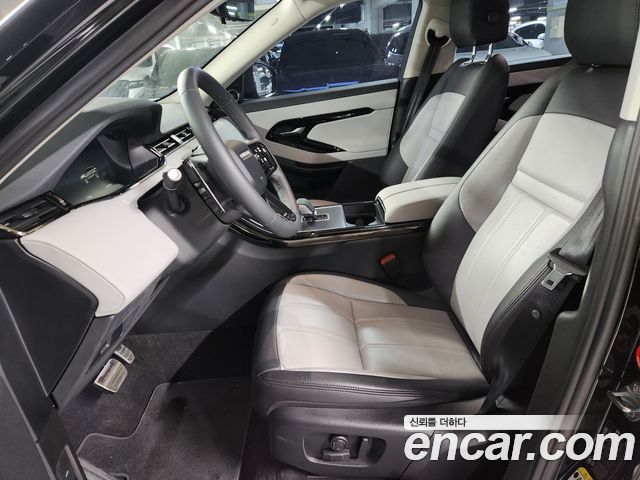 Land Rover Range Rover Evoque 2025 — photo 10