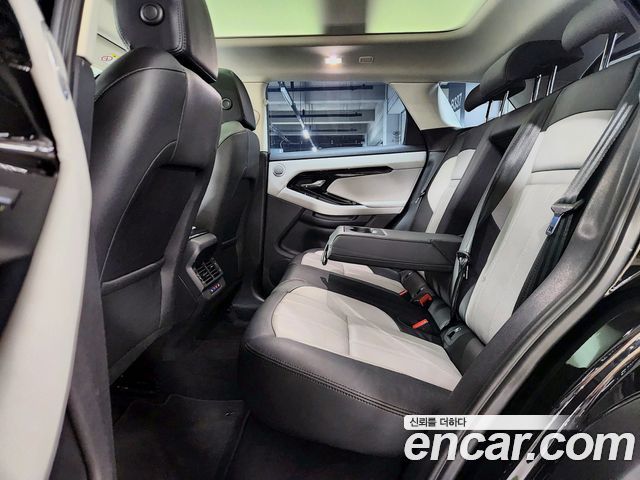 Land Rover Range Rover Evoque 2025 — photo 10