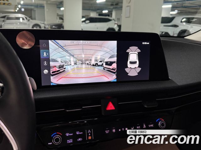 Kia EV6 2023 — photo 10