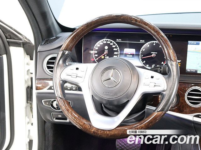 Mercedes-Benz S-Class 2019 — photo 14