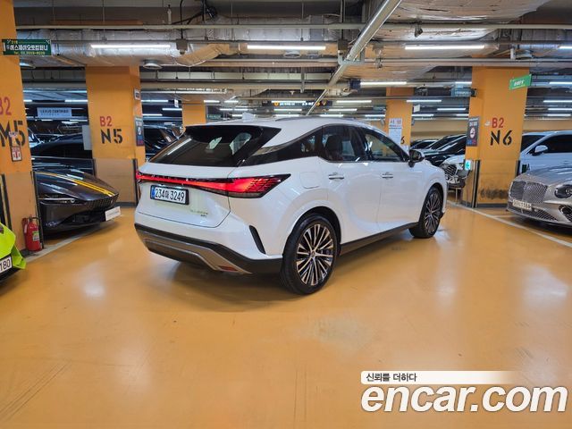Lexus RX 2025 — photo 2