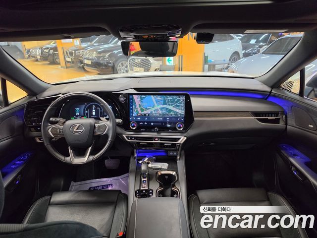 Lexus RX 2025 — photo 7