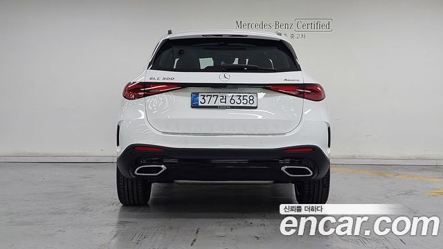 Mercedes-Benz GLC-Class 2026 — photo 4