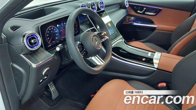 Mercedes-Benz GLC-Class 2026 — photo 12