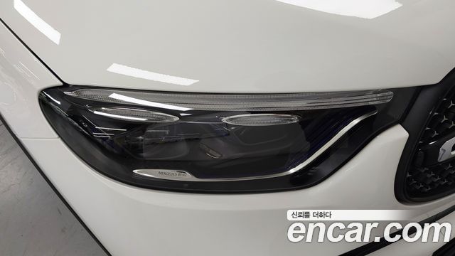 Mercedes-Benz GLC-Class 2026 — photo 20