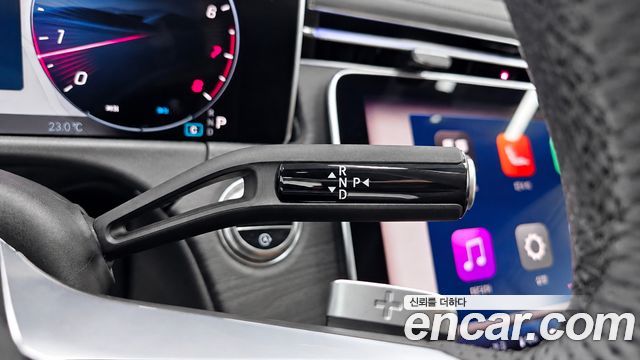 Mercedes-Benz E-Class 2026 — photo 9