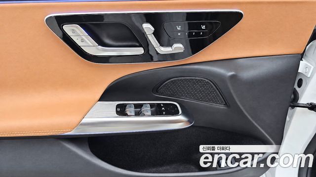 Mercedes-Benz E-Class 2026 — photo 13