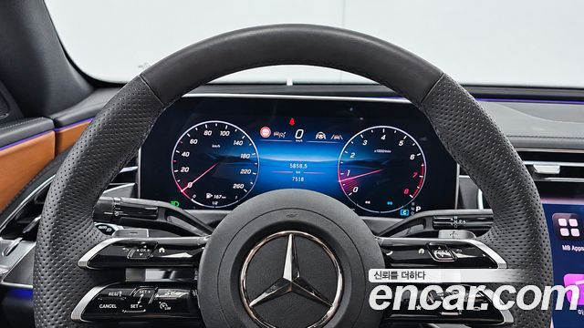 Mercedes-Benz E-Class 2026 — photo 18