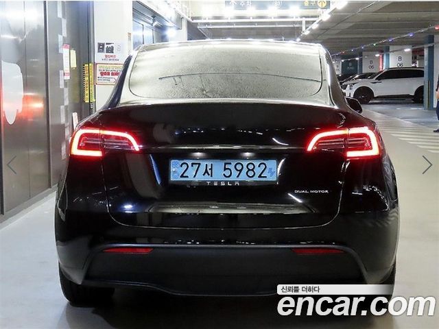 Tesla Model Y 2021 — photo 5