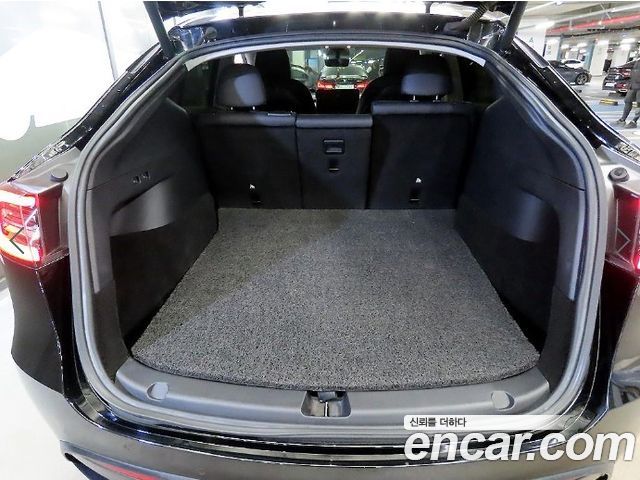 Tesla Model Y 2021 — photo 17