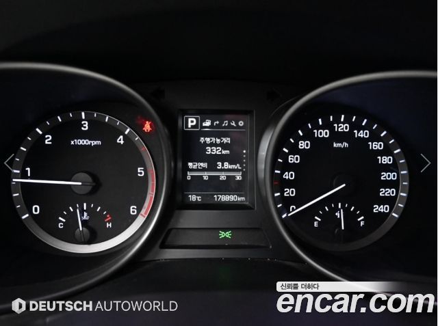Hyundai Santafe 2016 — photo 6