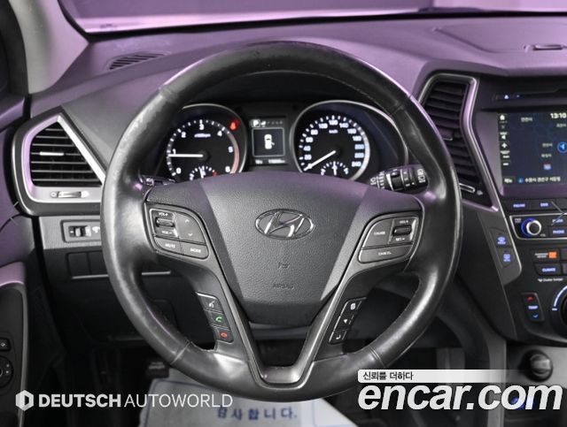 Hyundai Santafe 2016 — photo 11