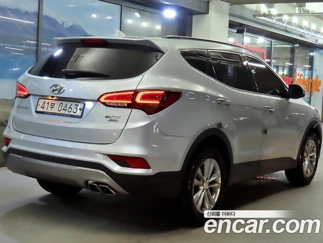 Hyundai Santafe 2017 — photo 4