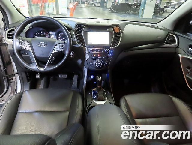 Hyundai Santafe 2017 — photo 10