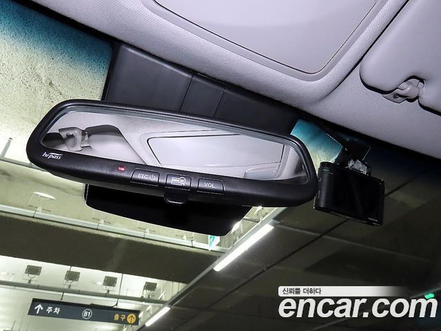 Hyundai Kona 2018 — photo 17