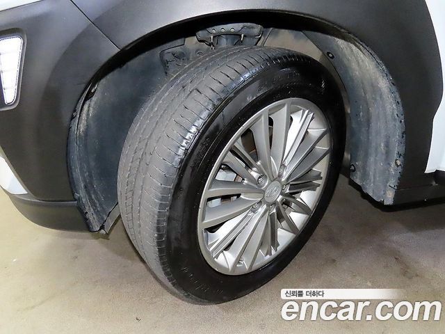 Hyundai Kona 2018 — photo 20