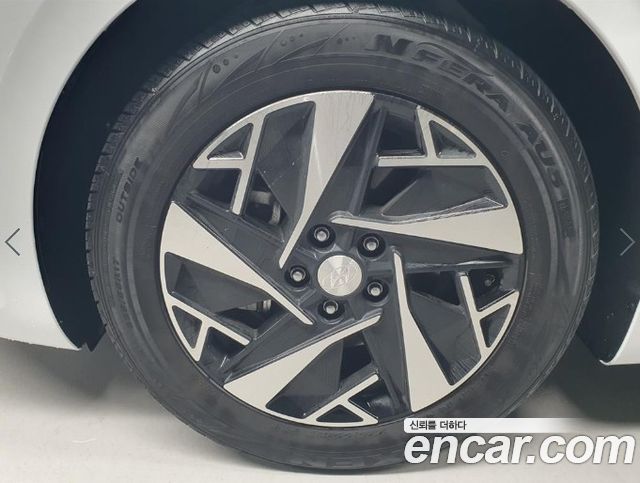 Hyundai Grandeur 2023 — photo 12