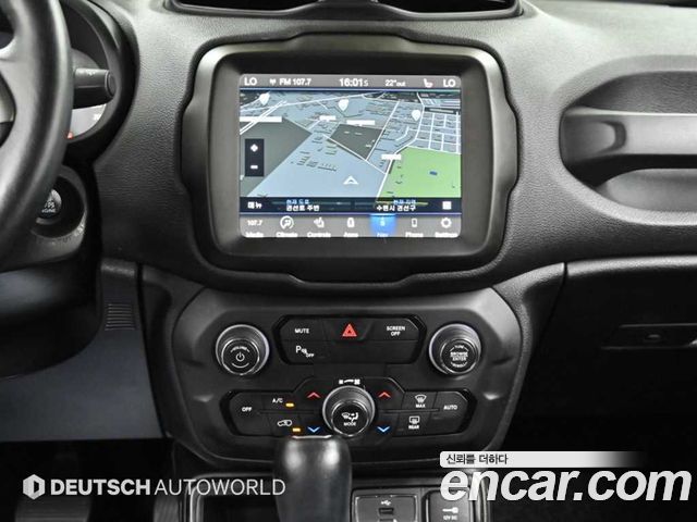 Jeep Renegade 2020 — photo 14