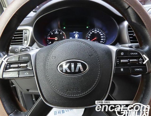 Kia Sorento 2019 — photo 15