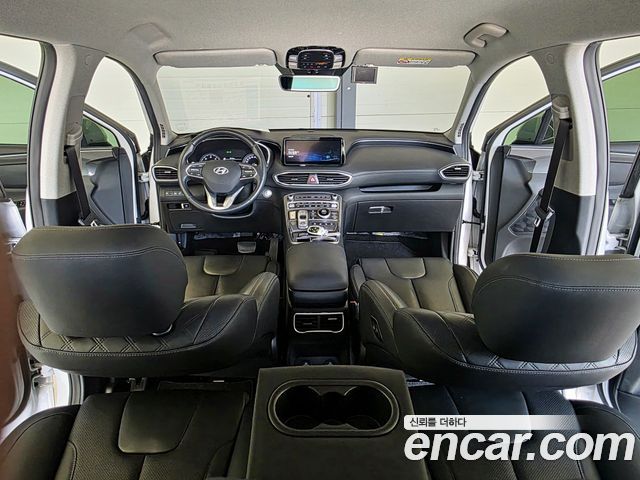 Hyundai Santafe 2021 — photo 8