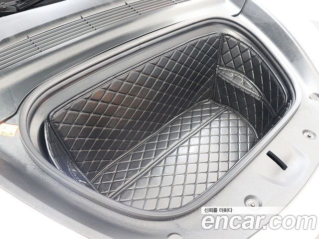 Tesla Model Y 2023 — photo 19