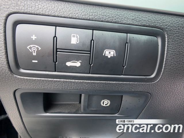Hyundai Genesis 2015 — photo 16