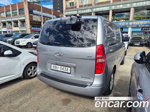 Hyundai Starex 2017 — photo 4