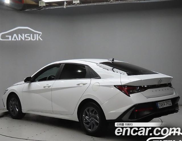 Hyundai AVANTE 2024 — photo 2