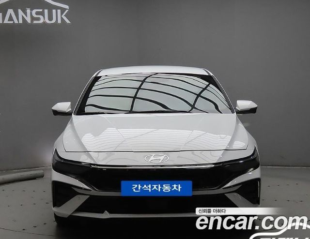 Hyundai AVANTE 2024 — photo 3