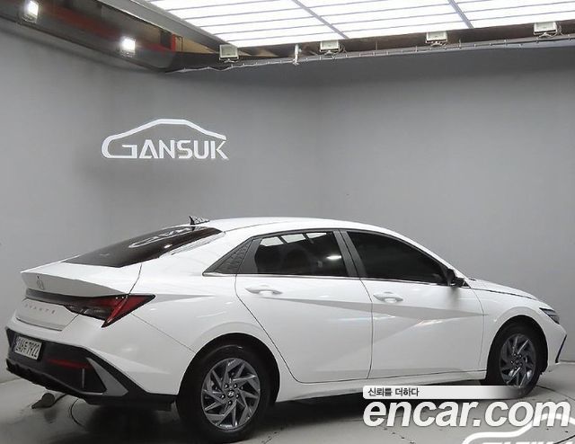 Hyundai AVANTE 2024 — photo 4