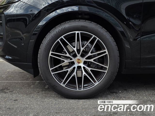 Porsche Cayenne 2024 — photo 5