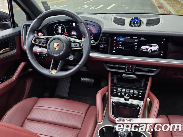 Porsche Cayenne 2024 — photo 12
