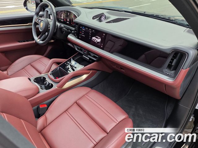 Porsche Cayenne 2024 — photo 13