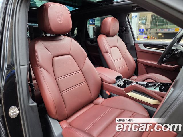 Porsche Cayenne 2024 — photo 15