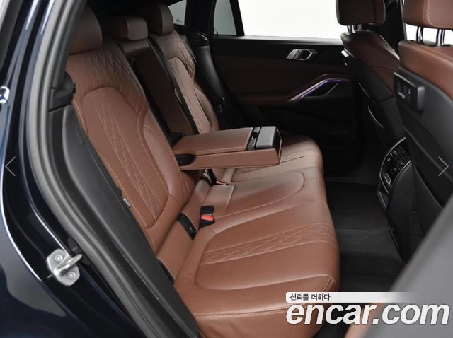 BMW X6 2022 — photo 12